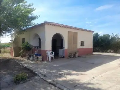 Chalet en Campo con Piscina y Barbacoa