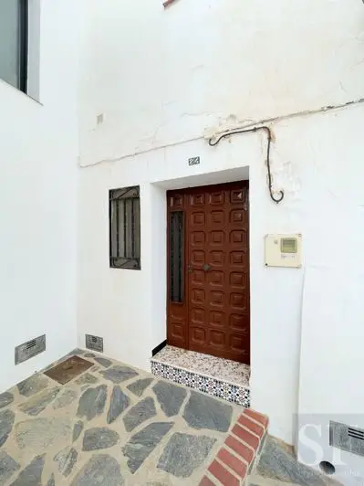 Casa Rural de 12 Dormitorios en Canillas de Albaida