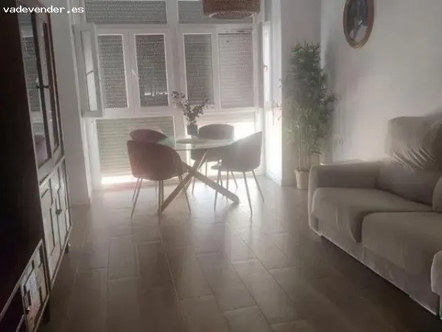 Piso Reformado en Barrio de la Viña Cadiz