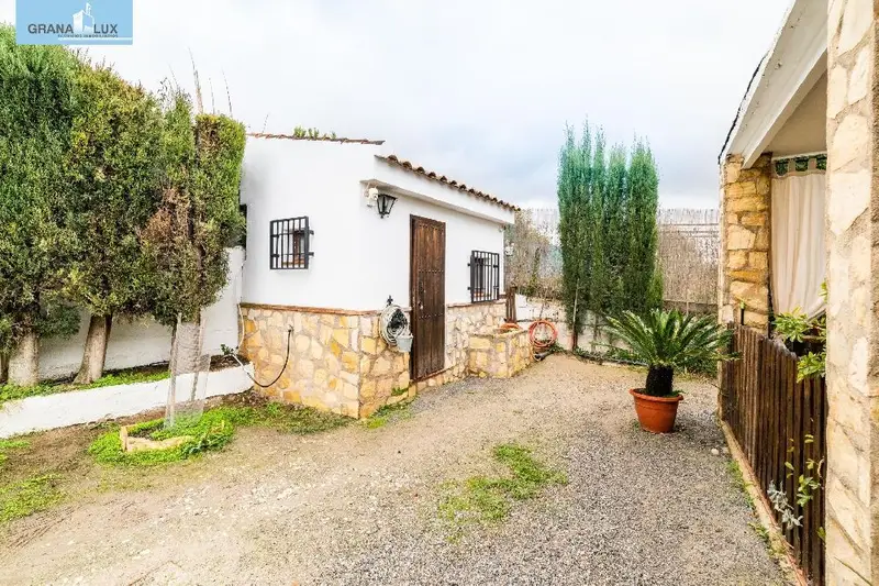 Casa Rural con Chimenea en Chauchina