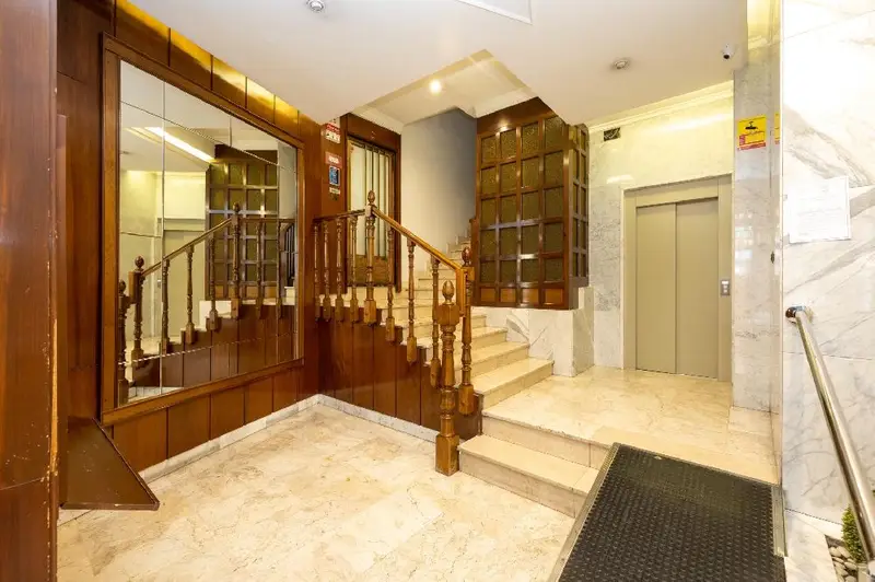 Venta Duplex 4 dormitorios 2 baños terraza Granada Centro