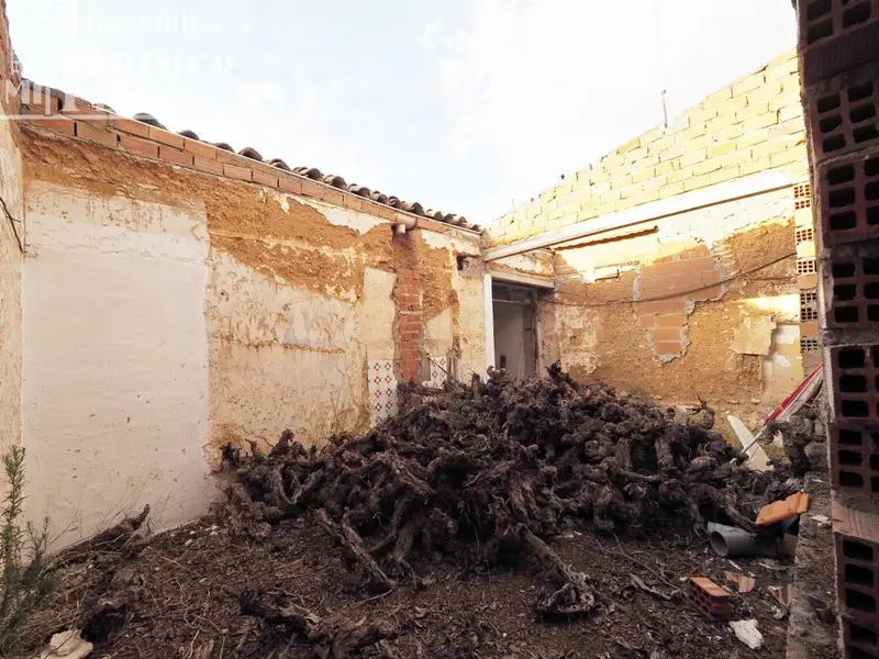 Solar en Venta Avda Juan Carlos I Tomelloso 291m2