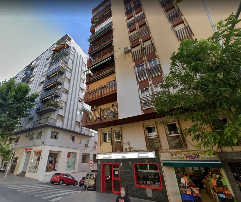 Local en Venta en Avenida de Andalucia Jaen