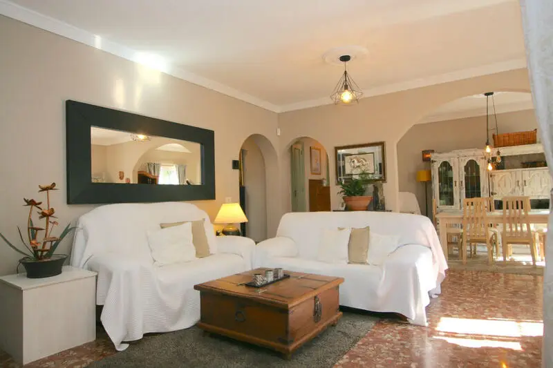 Villa 3 Dormitorios Sierrezuela Malaga