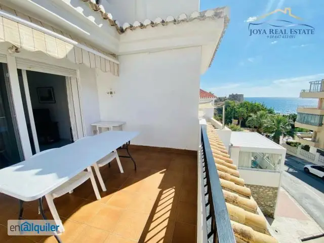 Apartamento en Almuñécar con Vistas al Mar y Piscina