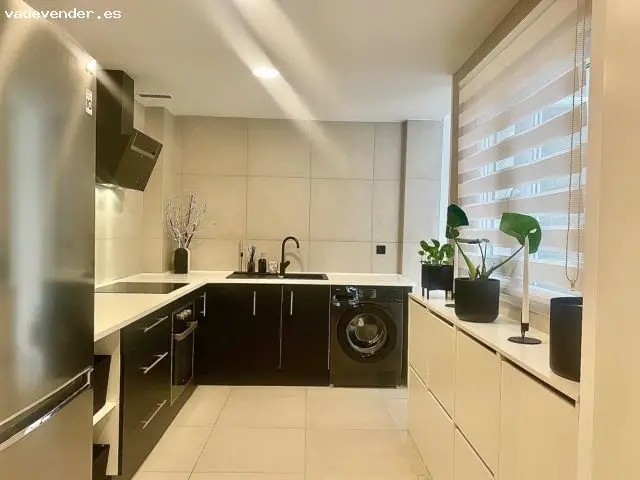 Apartamento Reformado en Centro Torrevieja Cerca Playa Puerto Universidad