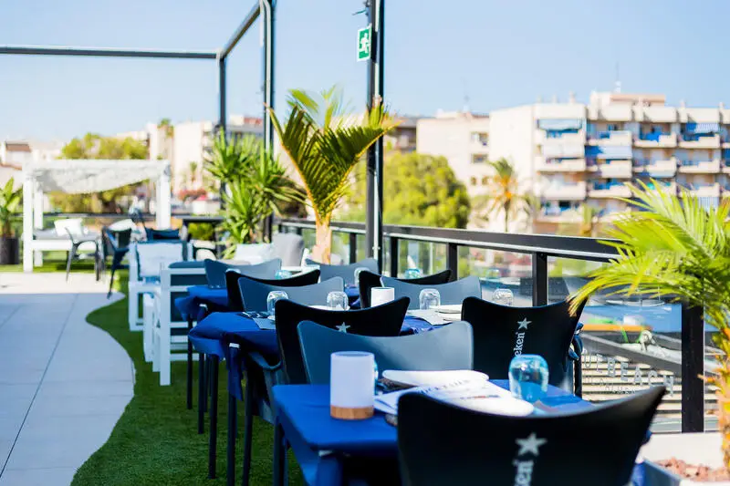 Traspaso Local Comercial Mil Palmeras Vistas al Mar