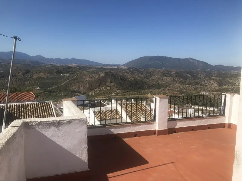 Casa Familiar 4 Dormitorios Olvera Espa	
	
	
	
	
a
