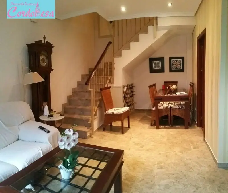 Venta Adosado con Terraza en San Lorenzo Cordoba