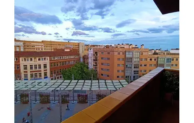 Apartamento 4 Dormitorios Sants Barcelona Amueblado
