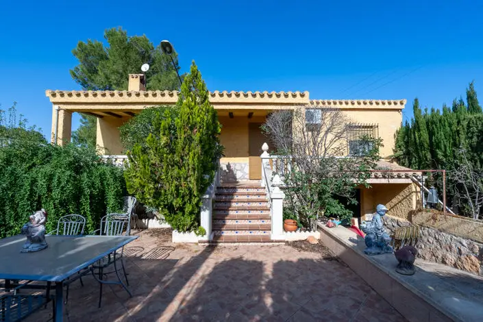 Villa de 3 Dormitorios en Jumilla