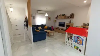 Casa pareada en venta en Centro-Calzada