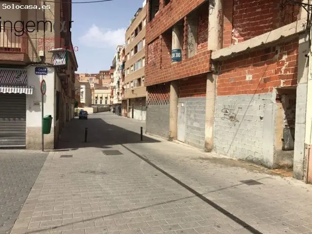 Local Comercial en Albacete Centro Carretas 75m2 Para Reformar