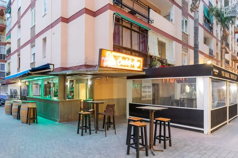 Venta Local Comercial con Terraza en Almuñécar Centro