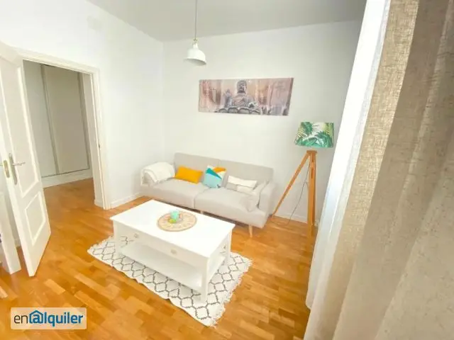 Piso Moderno Amueblado en Moncloa Madrid