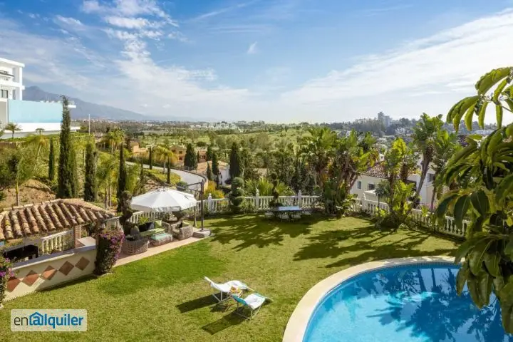 Alquiler casa piscina El paraíso