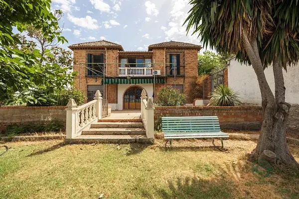 Finca Rustica 14.52ha con Cortijo 378m2 Granada