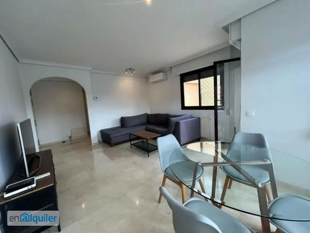 Atico Moderno en Moncloa con Terraza Privada Todo Incluido