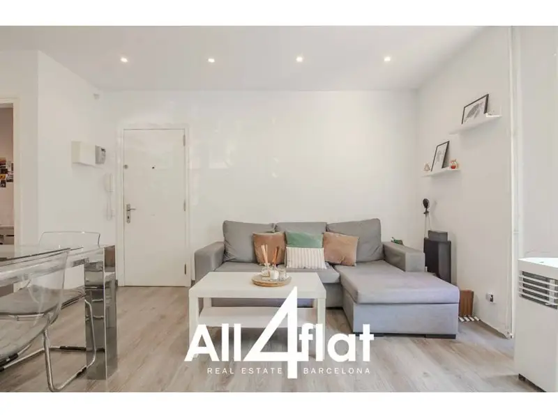 venta Piso en Sants, Barcelona (003331)- Globaliza