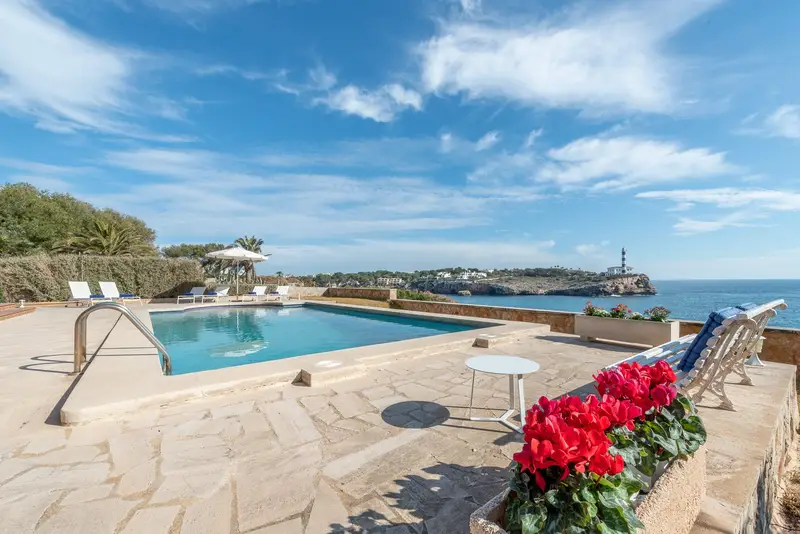 Casa Villa 5 Dormitorios Mallorca Alquiler Familia Piscina Barbacoa Vistas Mar