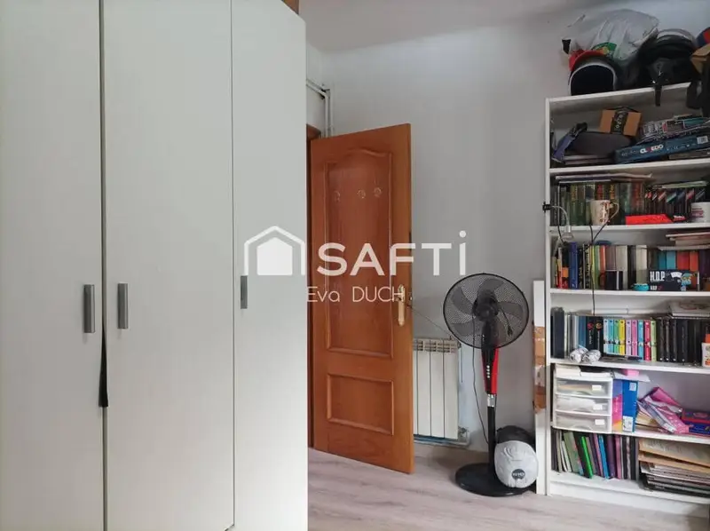 Apartamento en venta en Sarrià de Ter, Girona