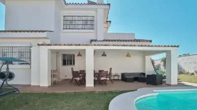 Chalet en Valdelagrana cerca de la playa