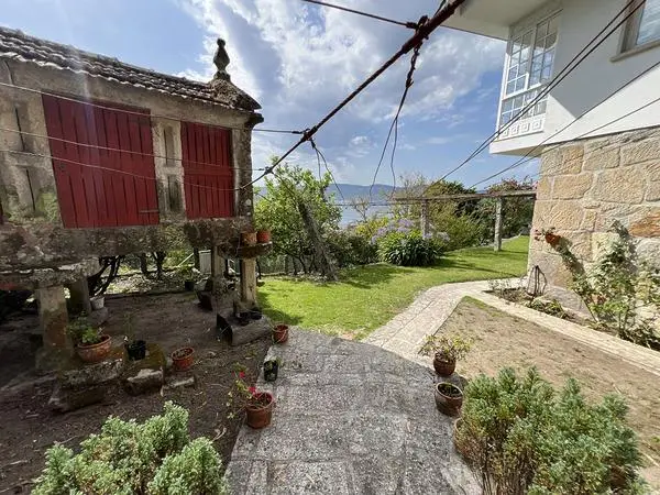 Casa en Venta Combarro 5 Dormitorios Vistas al Mar