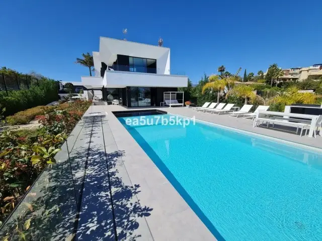 Villa de Lujo 4 Dormitorios Milla de Oro Marbella