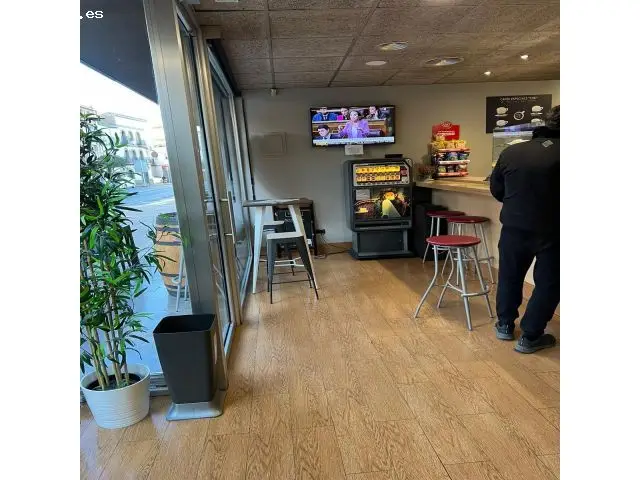 Bar Restaurante Equipado en Sant Fruitos de Bages