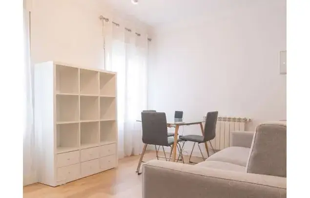 Monoambiente Amueblado 43m2 Madrid