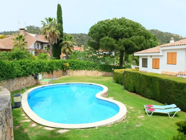 Casa Villa 3 Dormitorios Tossa de Mar Alquiler Familia