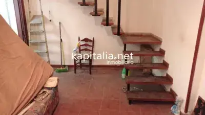 Casa en Venta Canals 4 Habitaciones Patio Terraza Buhardilla
