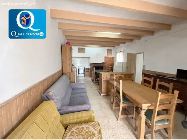 Casa de Campo en Jijona con Amplia Finca Rustica