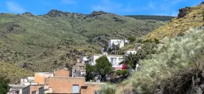 Casa Rústica en Senés Almería con Jardín y Vistas