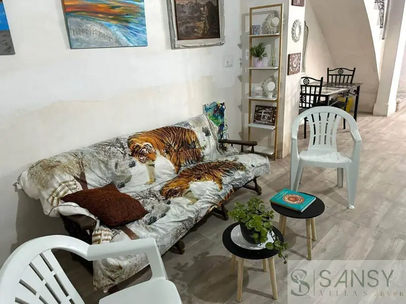 Chalet en Venta en Piles Valencia 4 Dormitorios Cerca de la Playa