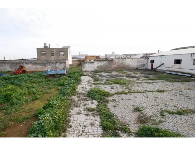 Terreno Urbano 5270m2 Montijo Naves 1700m2