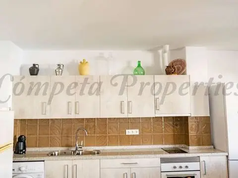 Apartamento en Competa 2 Dormitorios Recien Reformado