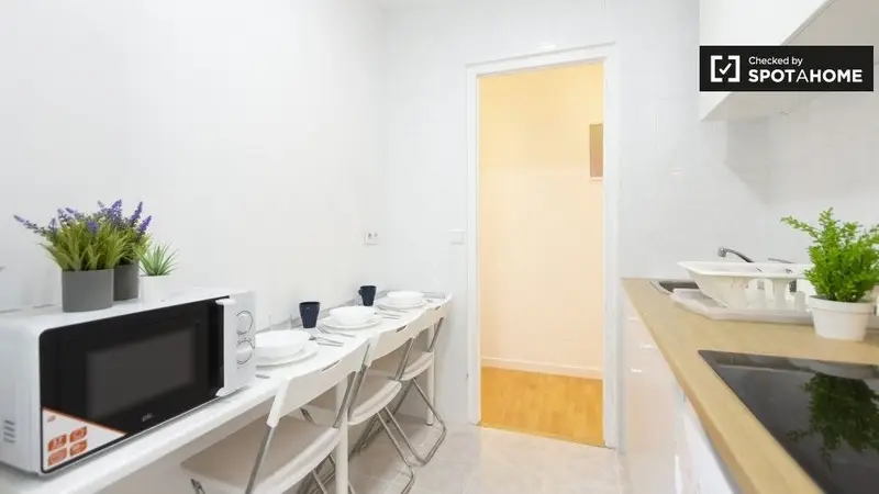 Apartamento 6 Dormitorios 2 Baños Madrid Alquiler Spotahome
