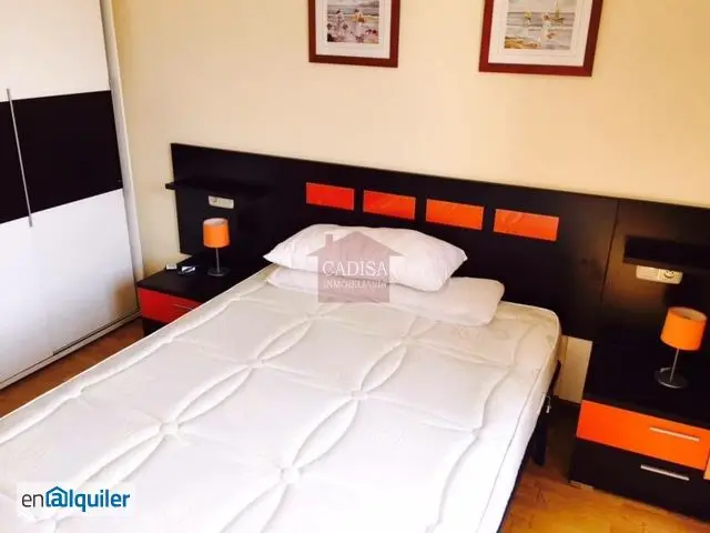 Alquiler Piso Palacio Congresos 2 habitaciones