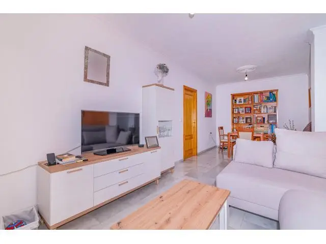 Piso 3 Dormitorios La Zubia Luminoso Cerca Colegios