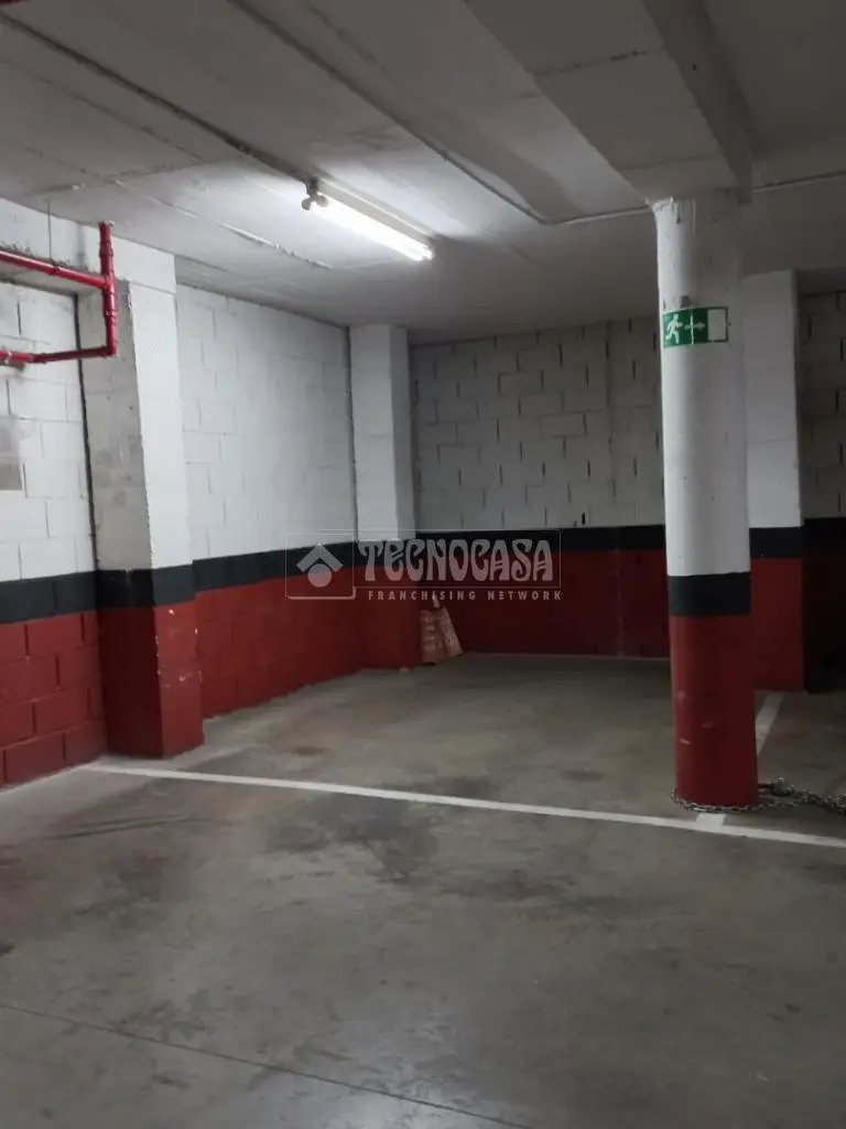 Box/plaza de garaje en venta en Moratalaz