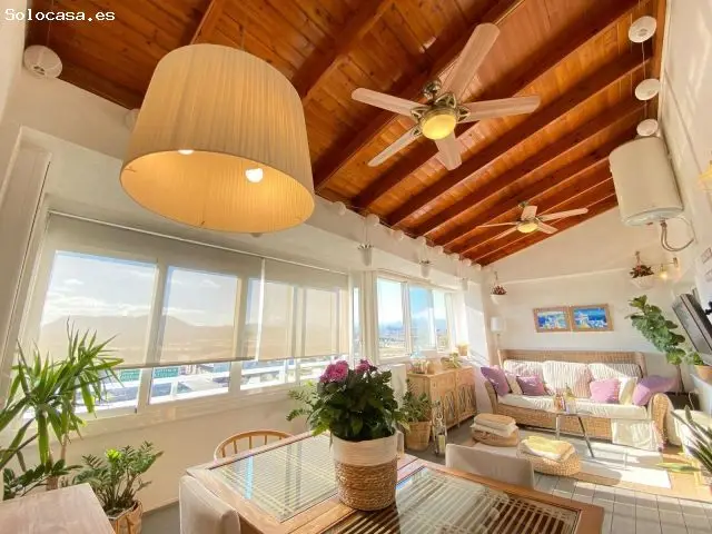 Atico en Alicante con Terraza 3 Habitaciones y Garaje