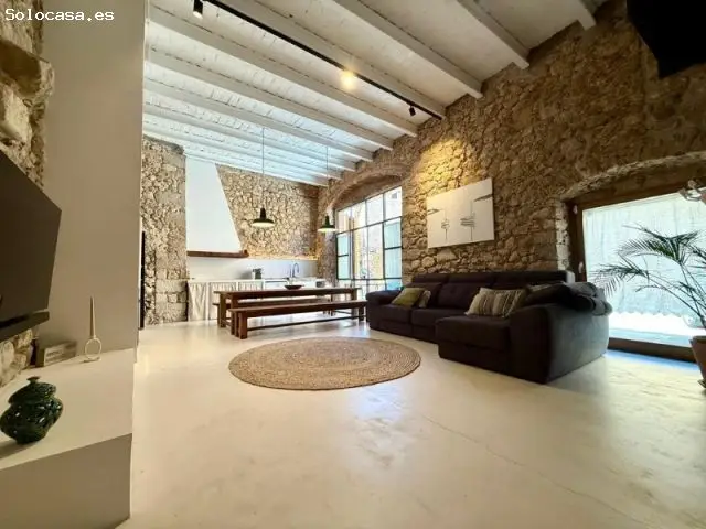 Casa Reformada Avinyonet Puigventós 211m2 2 Suites Terraza