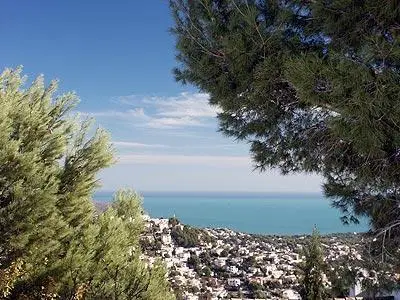 Finca de Lujo con 6 Dormitorios en Benissa