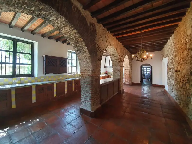 Finca Rural San Enrique de Guadiaro 11 habitaciones 25 hectareas