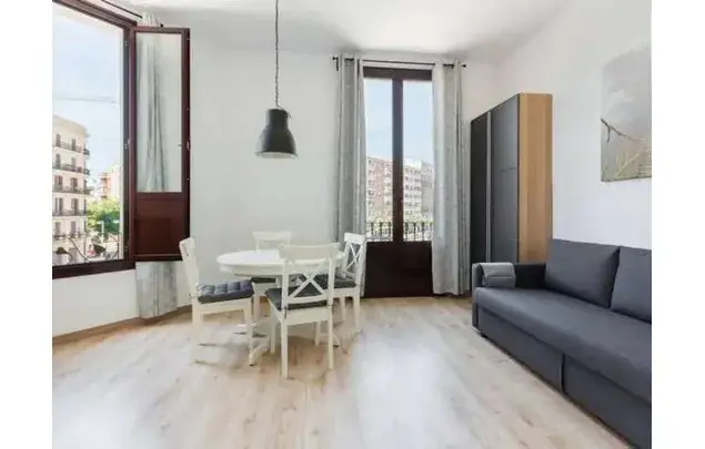 Apartamento 2 Dormitorios Barcelona Alquiler Amueblado