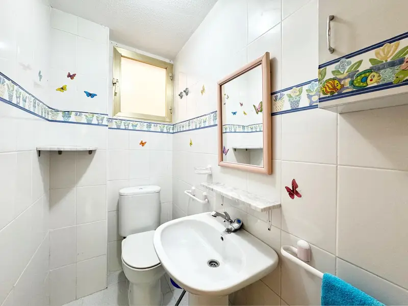 Apartamento en Torrevieja 3 Dormitorios 2 Baños Cerca de la Playa