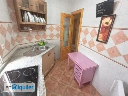 Piso Estudiantes 4 Dormitorios Baño Aseo Cocina Amueblada