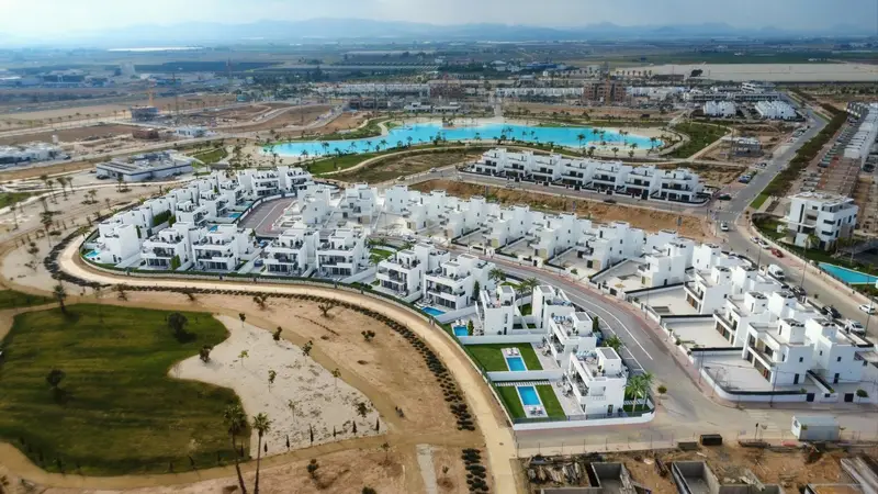 Chalets de Lujo en Murcia con Piscina Privada y Resort
