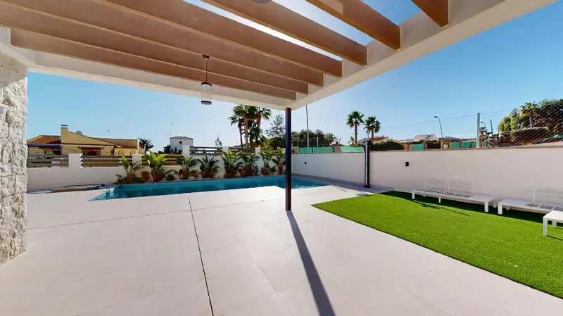 Venta Casa con terraza en Montezenia, Orihuela Costa - Ref: N7984